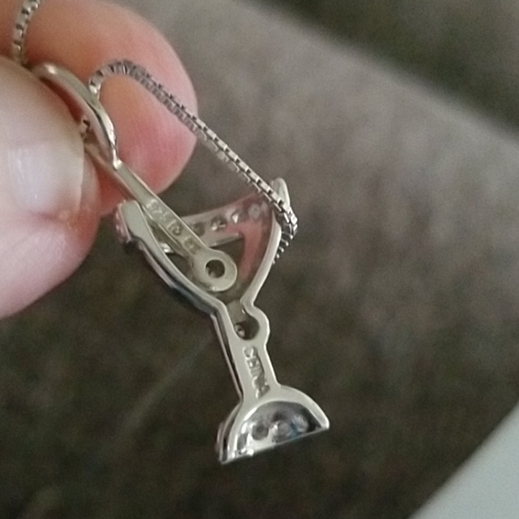 Solid 925 SS w/ Platinum Overlay Martini Necklace - Picture 10 of 10